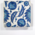 Carreau au décor floral bichrome, Iznik, vers 1550