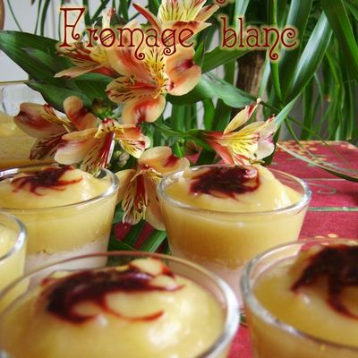 Duo compote de pommes et fromage blanc