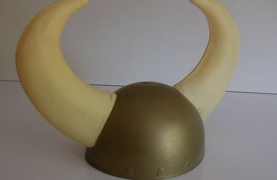 01125 CASQUE VIKING MARQUE INCONNUE  