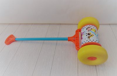 Rouleau musical Fisher Price 1973 