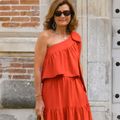 Le retour du "One-shoulder"