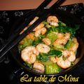 Pak choi ( chou chinois ) aux crevettes.