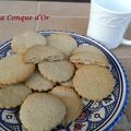 Biscuits à la farine de blé noir et aux noisettes