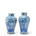 Two large blue and white baluster vases, Qing dynasty, Kangxi period (1662-1722)