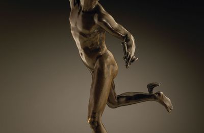 MESSAGE FROM THE GODS – Visit Tomasso Brothers. Masterpiece Stand ‘Reconstructs’ the Atrium of a Pompeian Villa