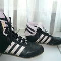 Baskets Adidas noir/bande rose taille 37