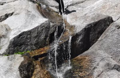 Canyoning à l’AS Montagne / Sports Nature du Lycée Jean-Moulin de Béziers