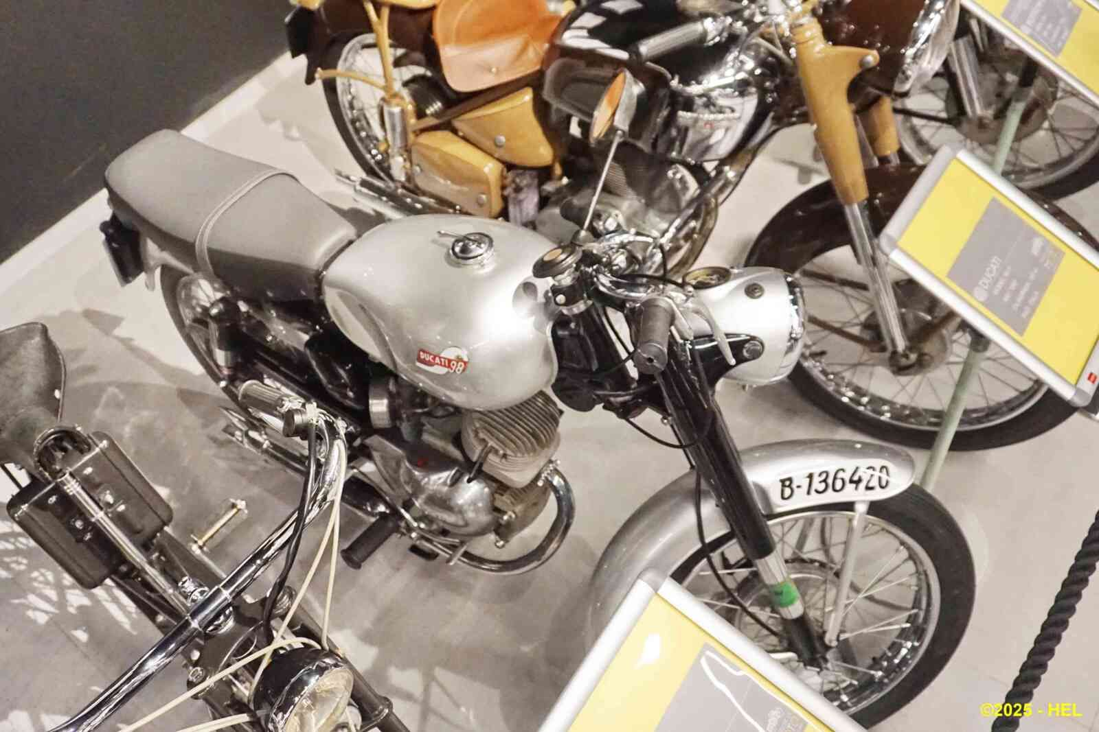 Ducati 98 S 125cc_01 - 1957 [I] HL_GF