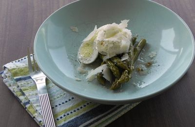 Asperges marinées et oeuf dur, sans gluten