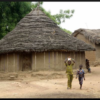 Case sacrée de Kéniéro