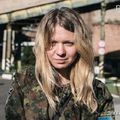 "Elle" accusé de faire la promotion d'une combattante ukrainienne néonazie