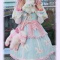 voici une sweet lolita avec un robe angelic pretty