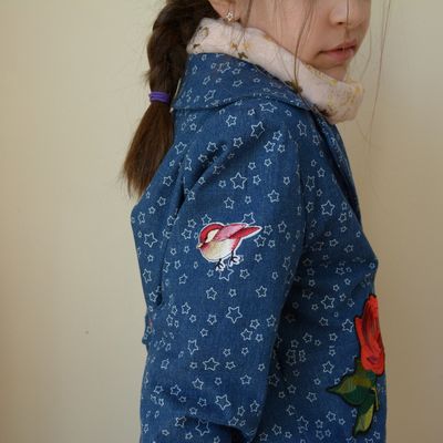 Les roses et l'oiseau