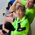 NATATION : DEUX DAMES EN OR.
