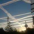 Vidéo météo France - Ciel Brou/Chantereine - 6 octobre 2013 - Les CHEMTRAILS = voile nuageux matière chimique et toxique