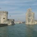 La Rochelle-entrée du vieux port.