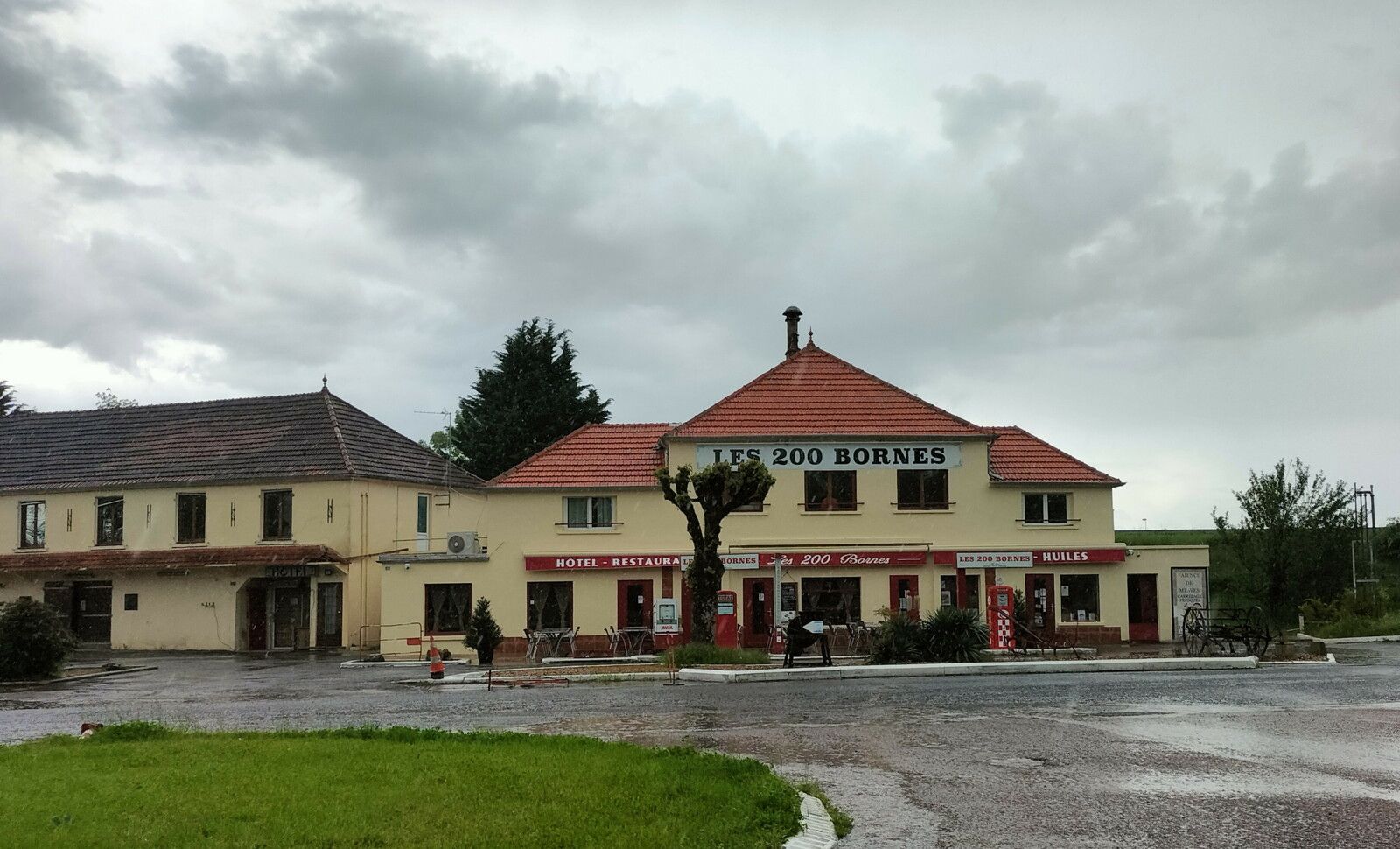 Pouilly-sur-Loire, auberge Les 200 bornes (58)