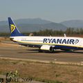 Aéroport Girone (Espagne): RYANAIR: BOEING 737-8AS: EI-DYV: MSN:27512/2746.