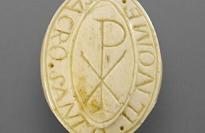 Pontifical Ring, 15th century (?), Near Arles (southern France)