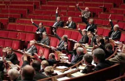 La loi contre les génocides tend les relations Franco-Turques 