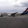 Aéroport Tarbes-Lourdes-Pyrénées: Malev - Hungarian Airlines: Boeing 737-8Q8: HA-LOM: MSN 30672/1497.