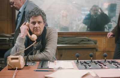  [CRITIQUE]  Ce nouvel an qui n'est jamais arrivé  : l"opéra choral d'une révolution annoncée, 