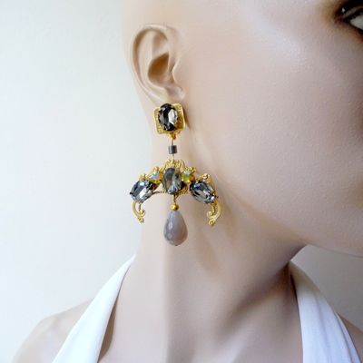 Boucles d'oreilles laiton , pierre et cristal , pièce unique 