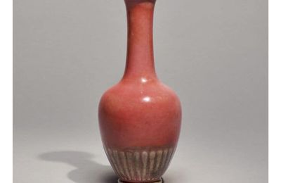 A rare peachblom-glazed 'chrysanthemum' vase, Kangxi mark and period (1662-1722)