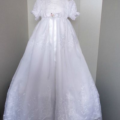 robe longue de bapteme " Primavera " en voile brodé 