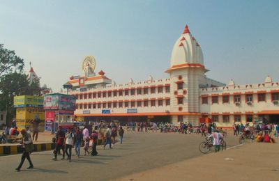 Inde et Futile : Vivre la mort à Varanasi