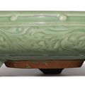 A large 'Longquan' celadon-glazed tripod bowl, Ming Dynasty (1368-1644)