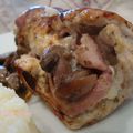 Roulé de dinde au jambon, ki*i et champignons.