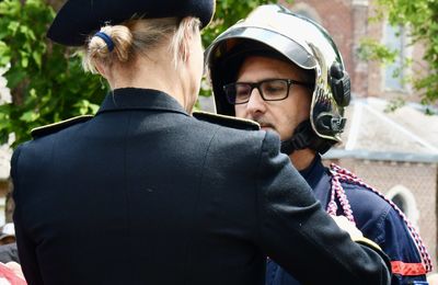 LA MÉDAILLE D’OR POUR L’ADJUDANT-CHEF JIMMY DUBOIS.