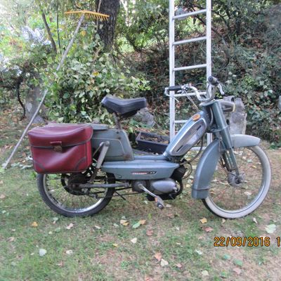 PEUGEOT BB 50cc . type : GT . modèle : RS3 . cadre n°5828489 . année : 30.06.1965 - pays ; FRANCE