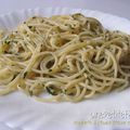 221 - Spaghetti à l'huile d'olive et à l'ail