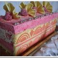 Bûche bijou, framboise, litchi et chocolat blanc...