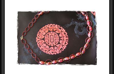 collier rouge 