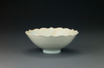 Bowl with Foliated Rim and Design of Peony Scrolls, Southern Song dynasty (1127–1279)