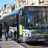 "Baissez un peu vos vêtements" : un chauffeur de bus suspendu après avoir refusé l'accès à une jeune femme en mini-jupe