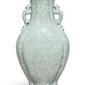 A fine and rare Ge-type lobed vase, seal mark and period of Qianlong (1736-1795)