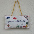 Un petit coussin "pour Nathalie"