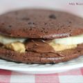 Whoopies au chocolat, beurre de cacahuète, Nutella et banane