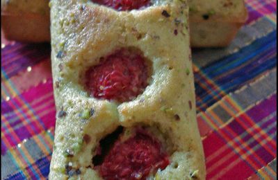 Financiers pistache framboises