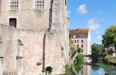 Chartres un dimanche matin