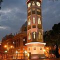 TOUR DE L'HORLOGE MAURESQUE DE GUAYAQUIL