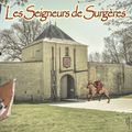 Les Seigneurs de Surgères, Aliénor et Richard d’Aquitaine - la porte Renaissance du château et la tour d’Hélène de Fonséque