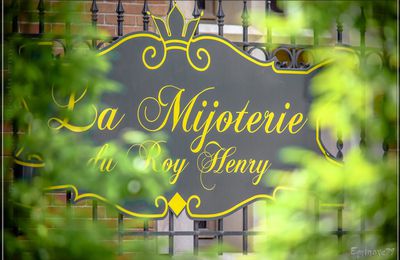 Intérieur du Restaurant renaissance la Mijoterie du Roi Henry (Puy du Fou)