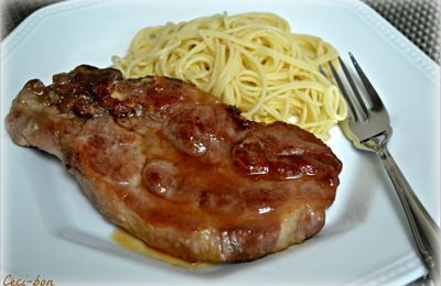 Côtes de porc laquées au miel