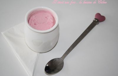 Glace fraises-framboises au fromage blanc