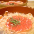 Tartare de saumon au pamplemousse rose et miel